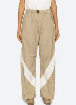 Sea New York Bottoms><noscript><img width=